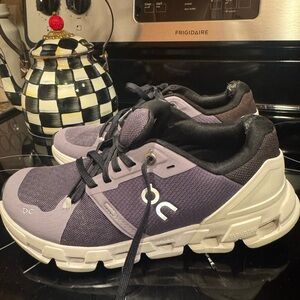 On Running Athletic Shoes in Purple and Black